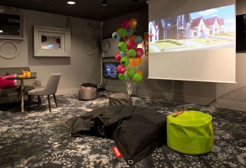 ホテル Scandic Rubinen