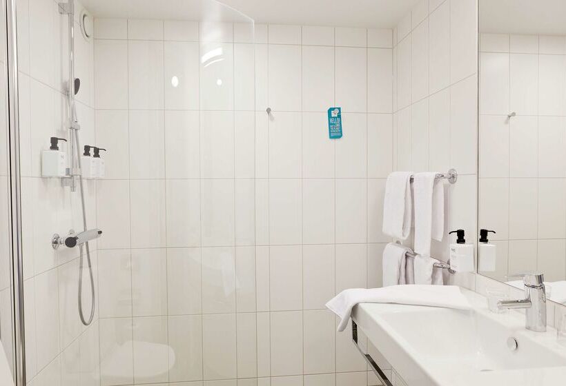 ホテル Scandic Rubinen