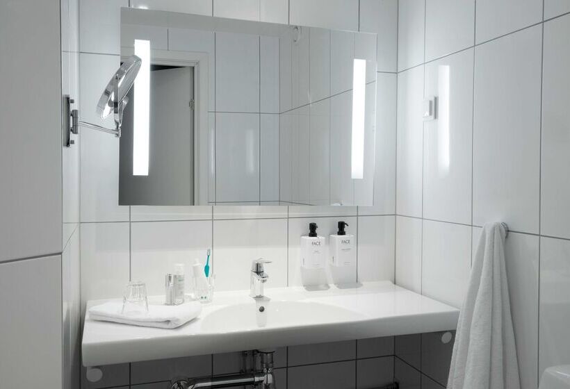 Отель Scandic Winn