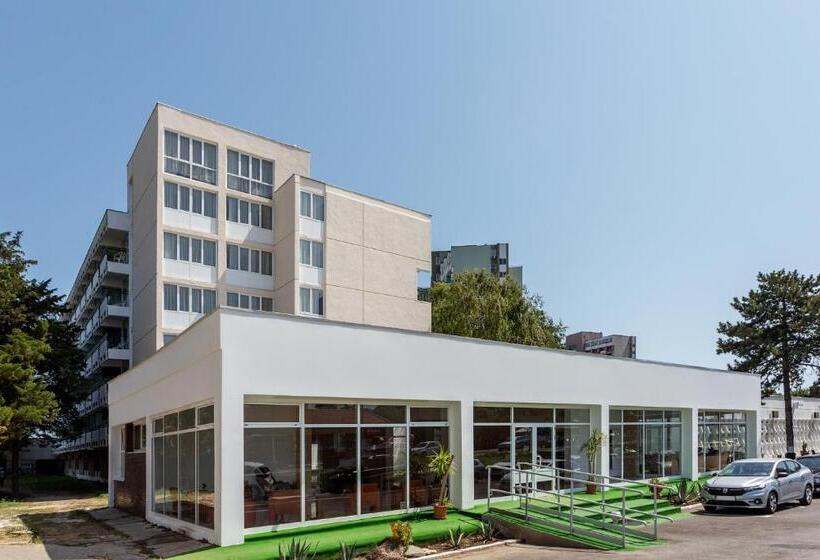 בית מלון כפרי Siret Saturn