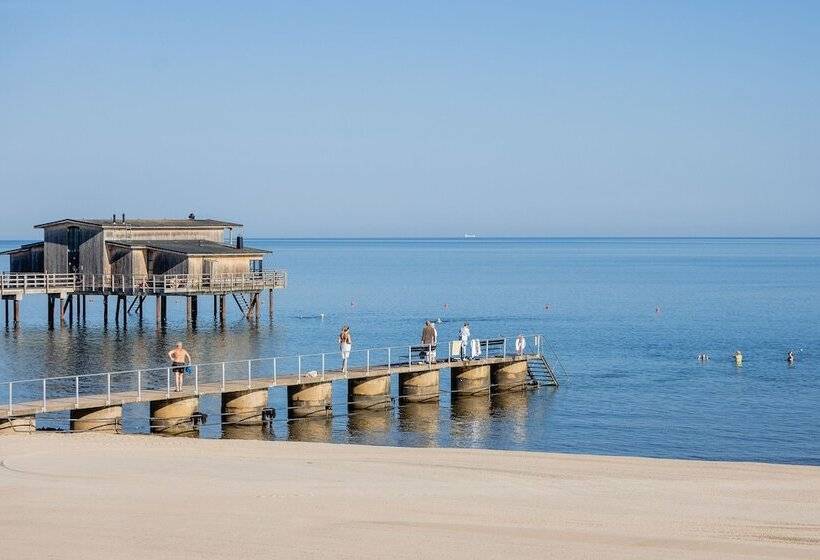 ホテル Skansen Båstad
