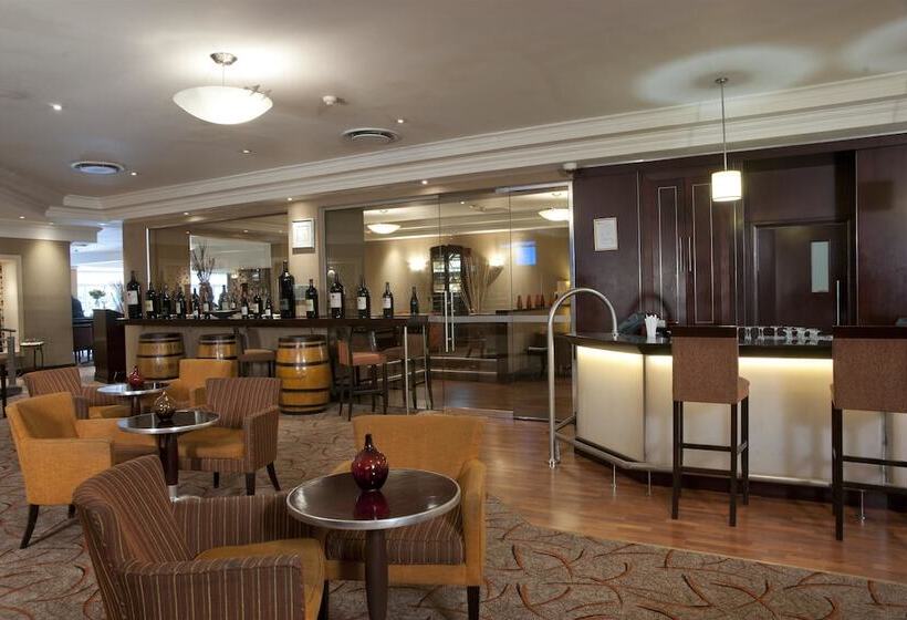 בית מלון כפרי Southern Sun Or Tambo International Airport