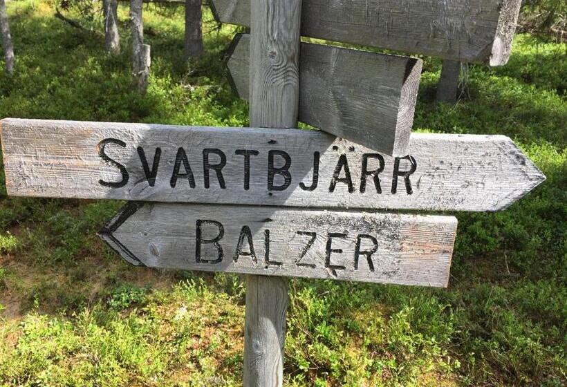 בית מלון כפרי Stf Tre Björnar B&b