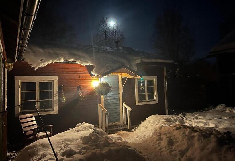 בית מלון כפרי Stf Tre Björnar B&b