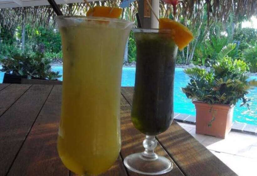 هتل Sunset Resort