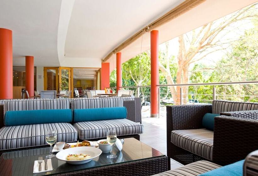 فندق Sunsquare Cape Town Gardens