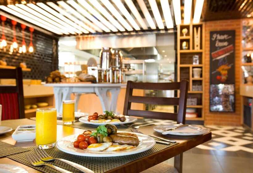 فندق Sunsquare Cape Town Gardens