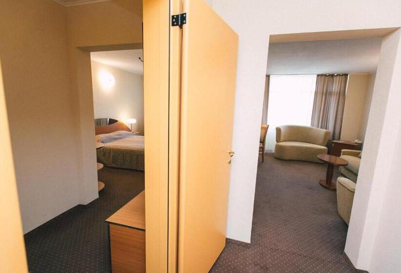 בית מלון כפרי Termal