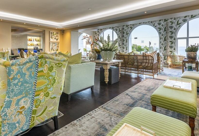 ホテル The Marinehermanus