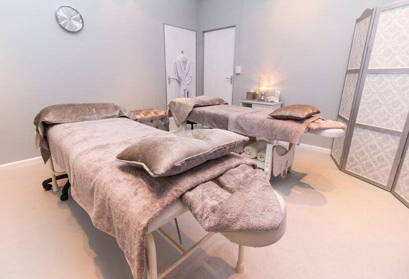 ホテル The Marinehermanus