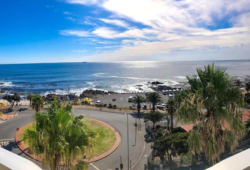 Peninsula All Suite Hotel By Dream Resorts