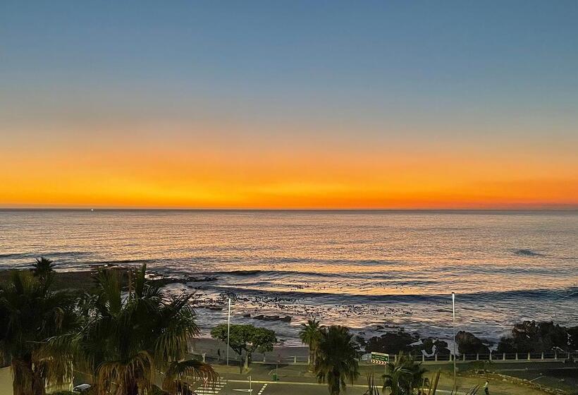 Peninsula All Suite Hotel By Dream Resorts