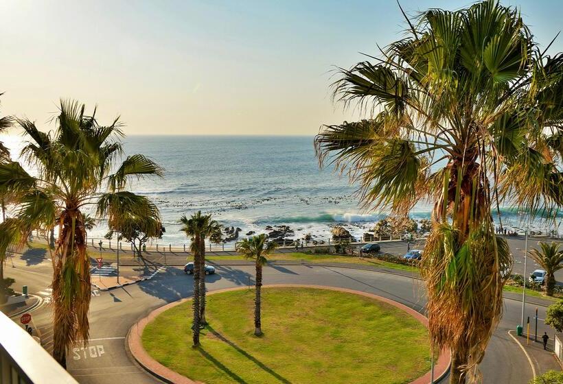 Peninsula All Suite Hotel By Dream Resorts