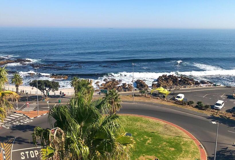 Peninsula All Suite Hotel By Dream Resorts