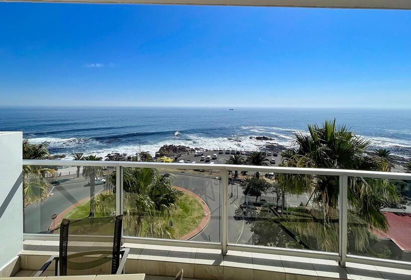 Peninsula All Suite Hotel By Dream Resorts