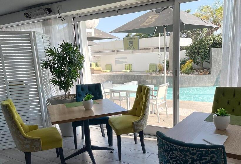 Peninsula All Suite Hotel By Dream Resorts