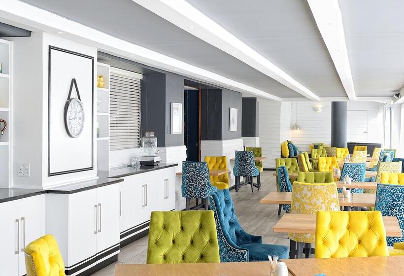 Peninsula All Suite Hotel By Dream Resorts