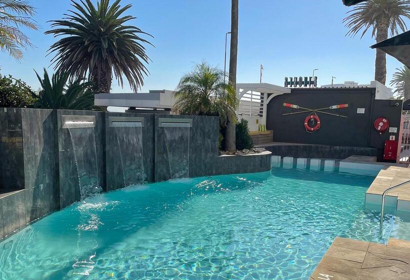 Peninsula All Suite Hotel By Dream Resorts