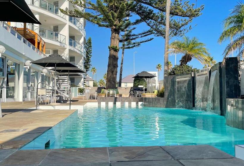 Peninsula All Suite Hotel By Dream Resorts