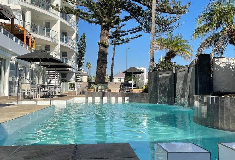 Peninsula All Suite Hotel By Dream Resorts