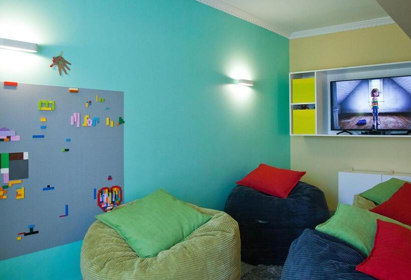 Peninsula All Suite Hotel By Dream Resorts