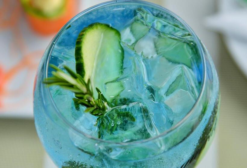 Peninsula All Suite Hotel By Dream Resorts