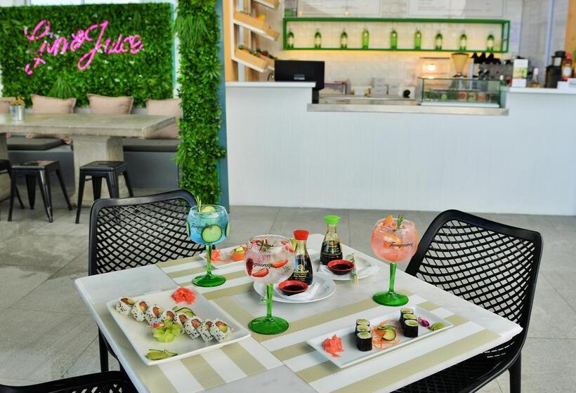 Peninsula All Suite Hotel By Dream Resorts