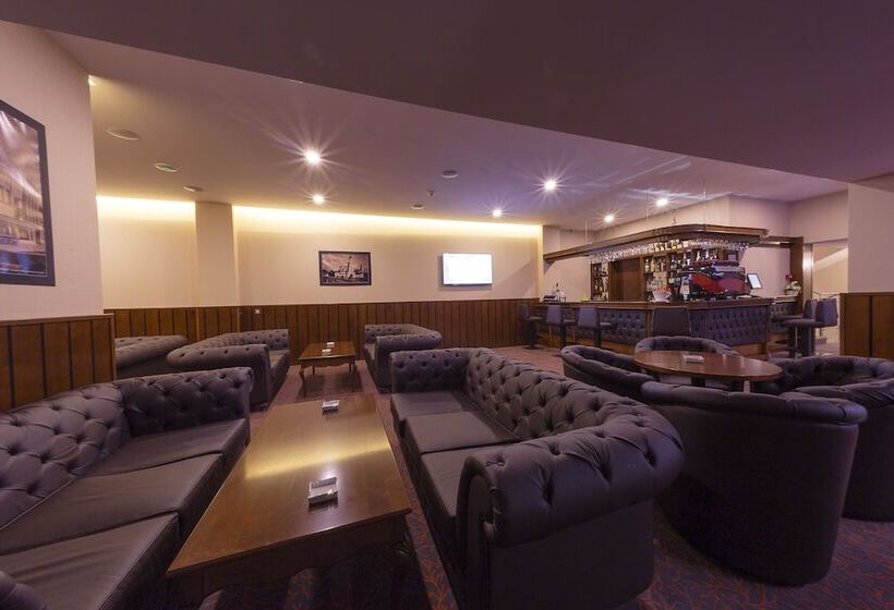 ホテル Transilvania