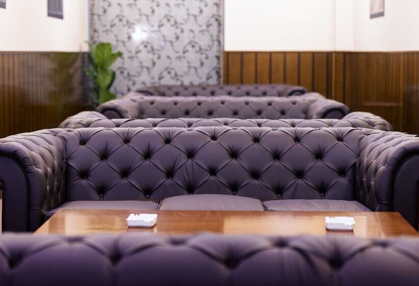 ホテル Transilvania