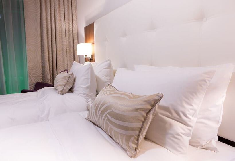 ホテル Transilvania