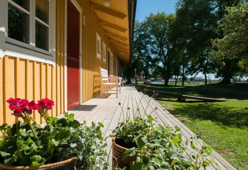 Отель Warfsholm