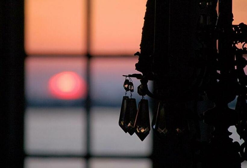 Отель Warfsholm