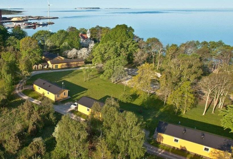 Отель Warfsholm