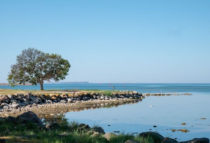 Отель Warfsholm