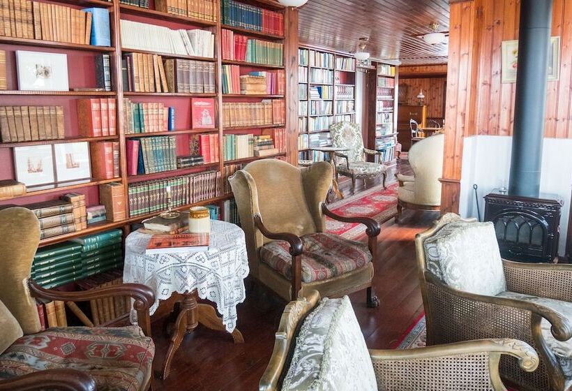 Отель Warfsholm