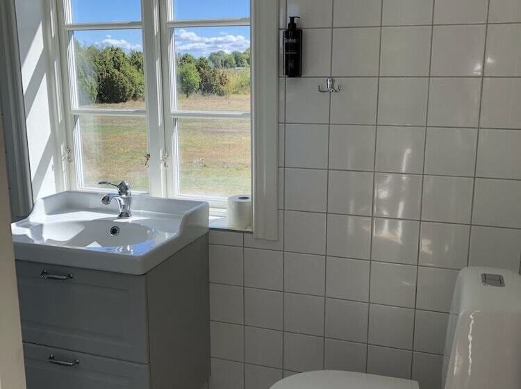 Отель Warfsholm