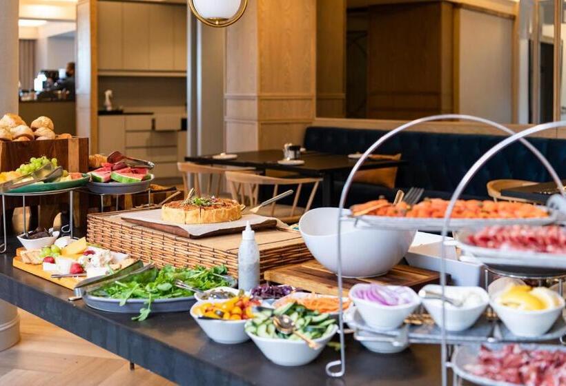 The Winchester Hotel By Newmark