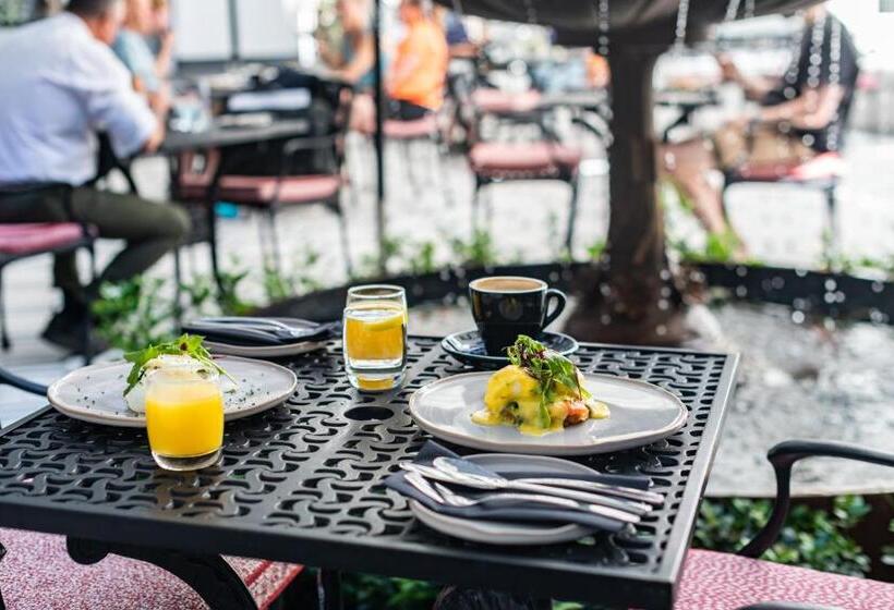 The Winchester Hotel By Newmark