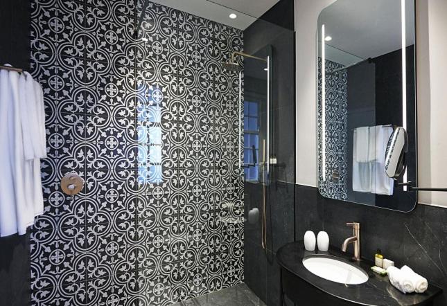 The Winchester Hotel By Newmark