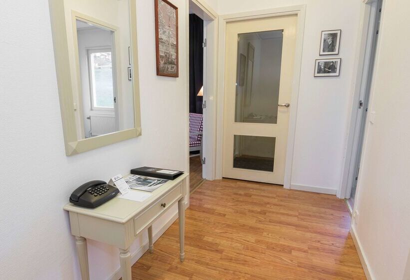 L Frykenstrand; Sure Hotel Collection By Best Western