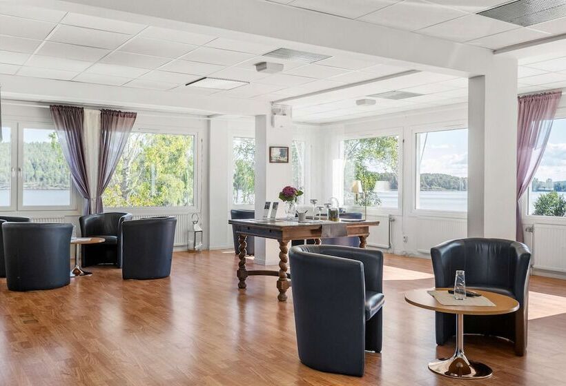 L Frykenstrand; Sure Hotel Collection By Best Western