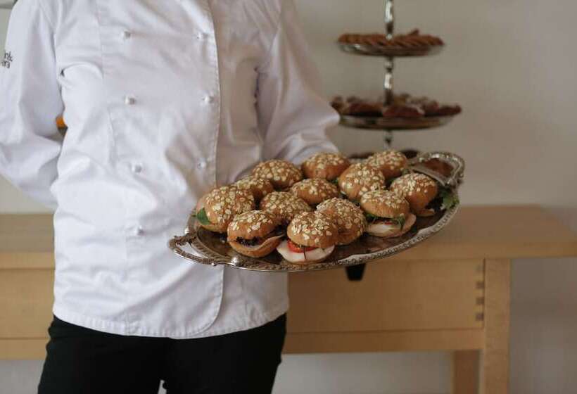 L Frykenstrand; Sure Hotel Collection By Best Western