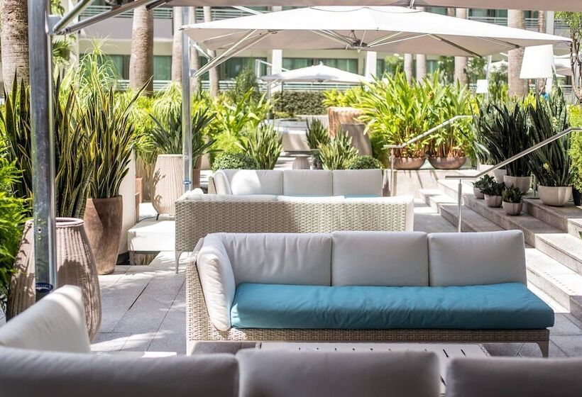 La Concha Renaissance San Juan Resort