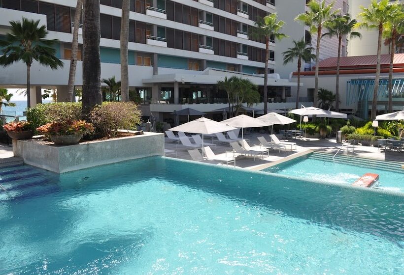 La Concha Renaissance San Juan Resort