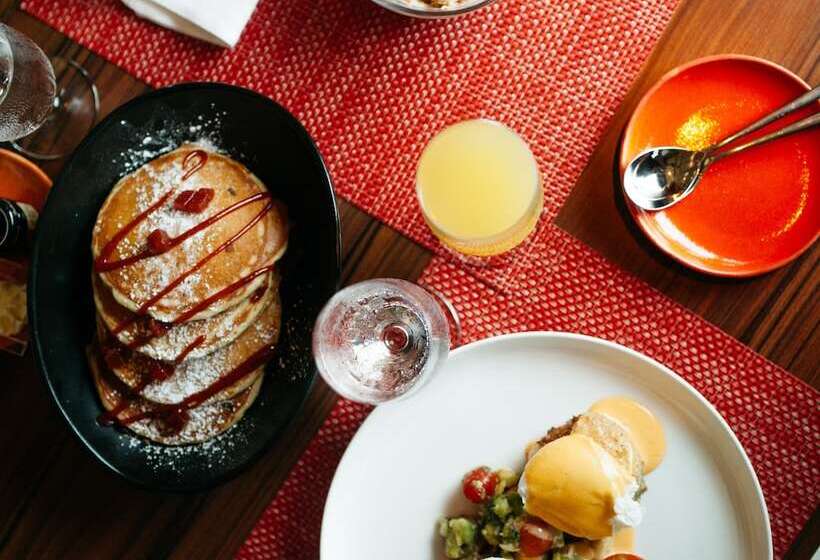 La Concha Renaissance San Juan Resort