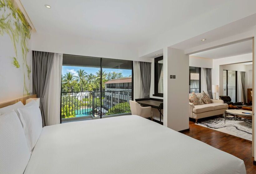 Doubletree By Hilton Phuket Banthai Resort