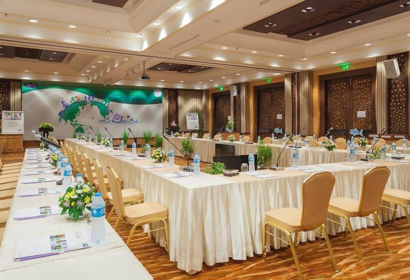 Holiday Inn Resort Phuket, An Ihg