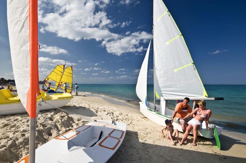 Abou Sofiane Hotel Families And Couples