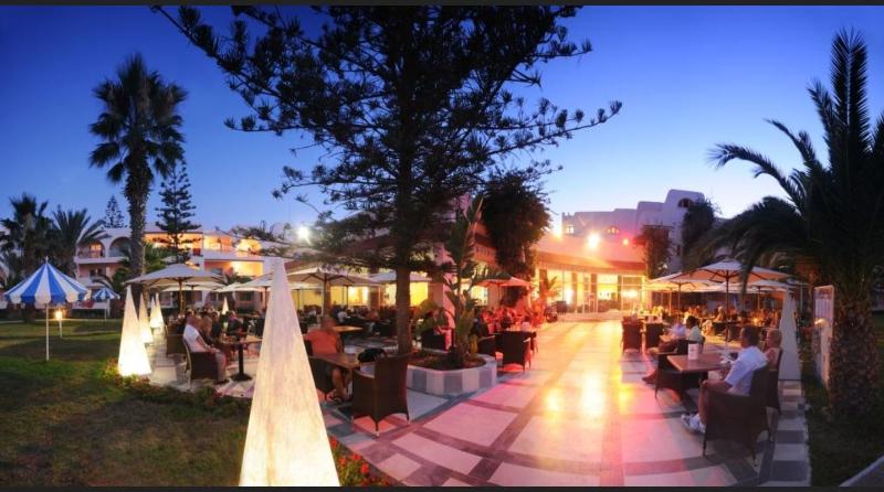 Abou Sofiane Hotel Families And Couples