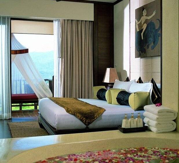 هتل Anantara Golden Triangle Elephant Camp & Resort